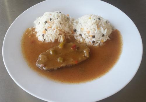 Hovězí pečeně cikánská, rýže s čočkou 27.2.2019